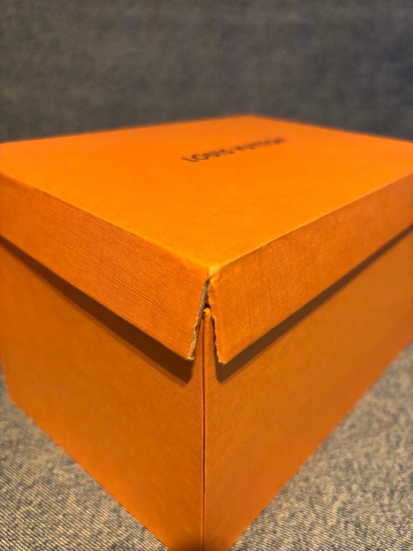 LOUIS VUITTON デジタル腕時計 本体とストラップ