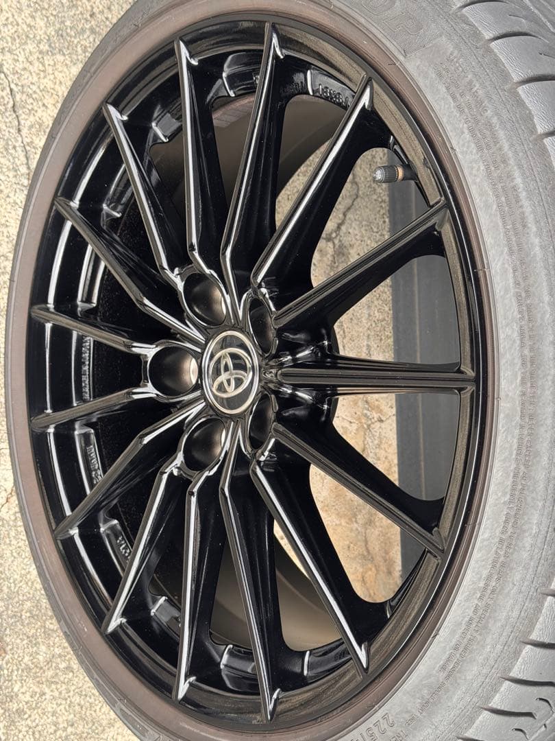 GRヤリス RZ 純正ホイールタイヤセット18インチ エンケイ製 2025モデル