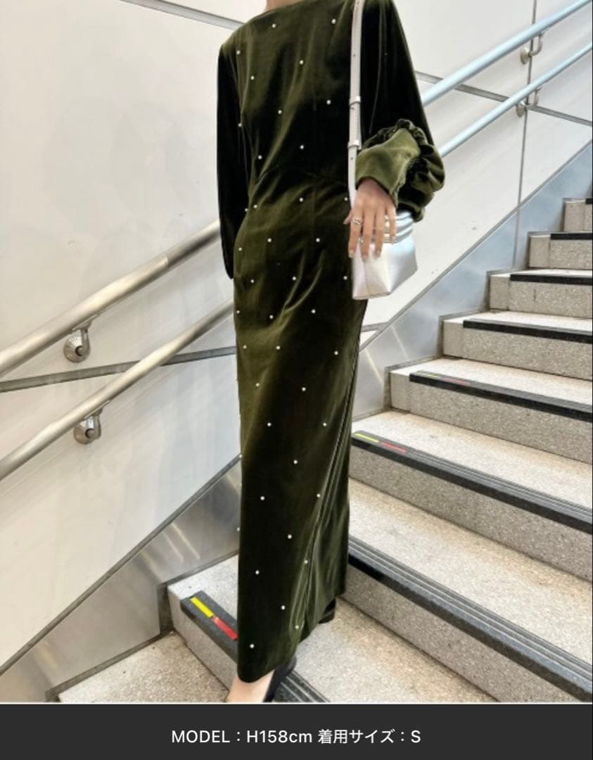 値下げ！Ameri BACK OPEN PEARL VELOUR DRESS