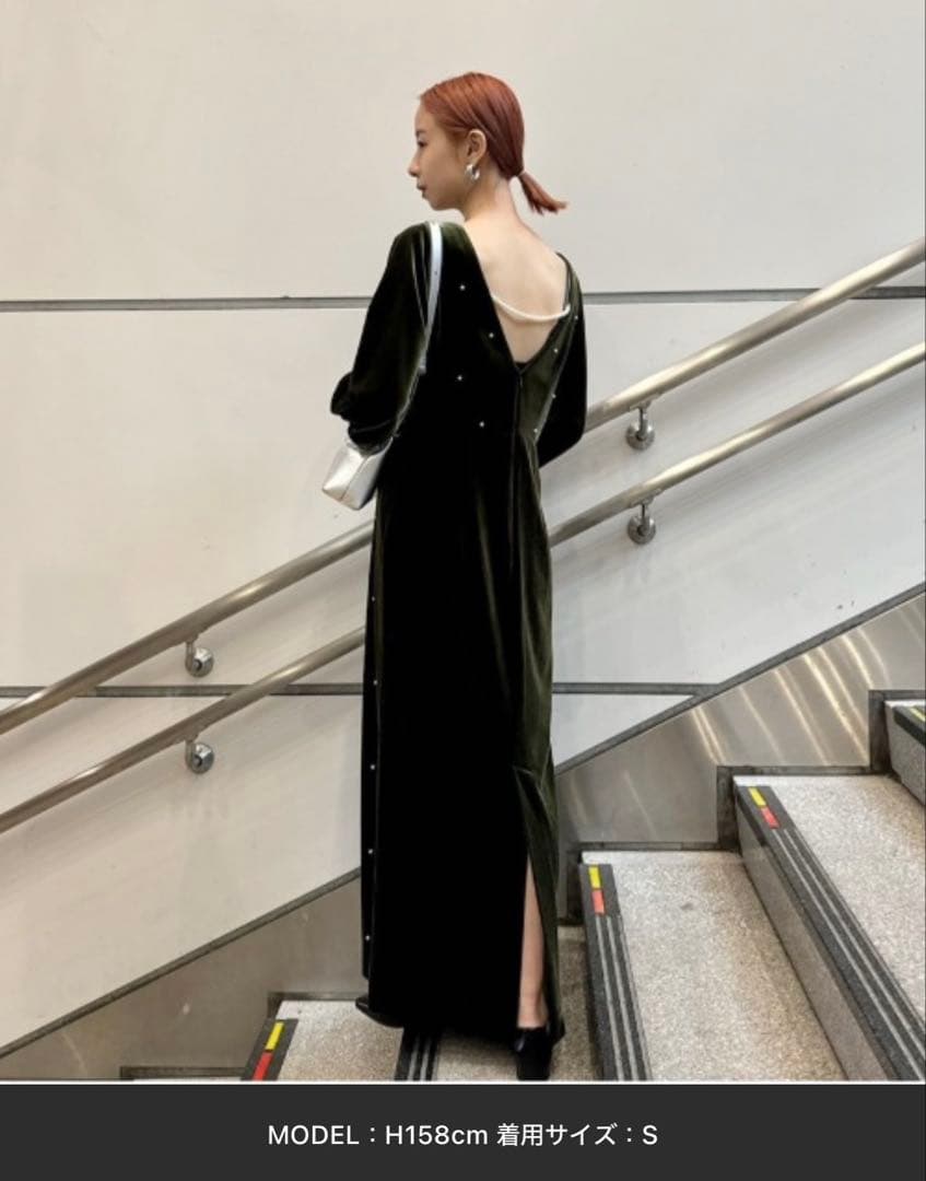 値下げ！Ameri BACK OPEN PEARL VELOUR DRESS