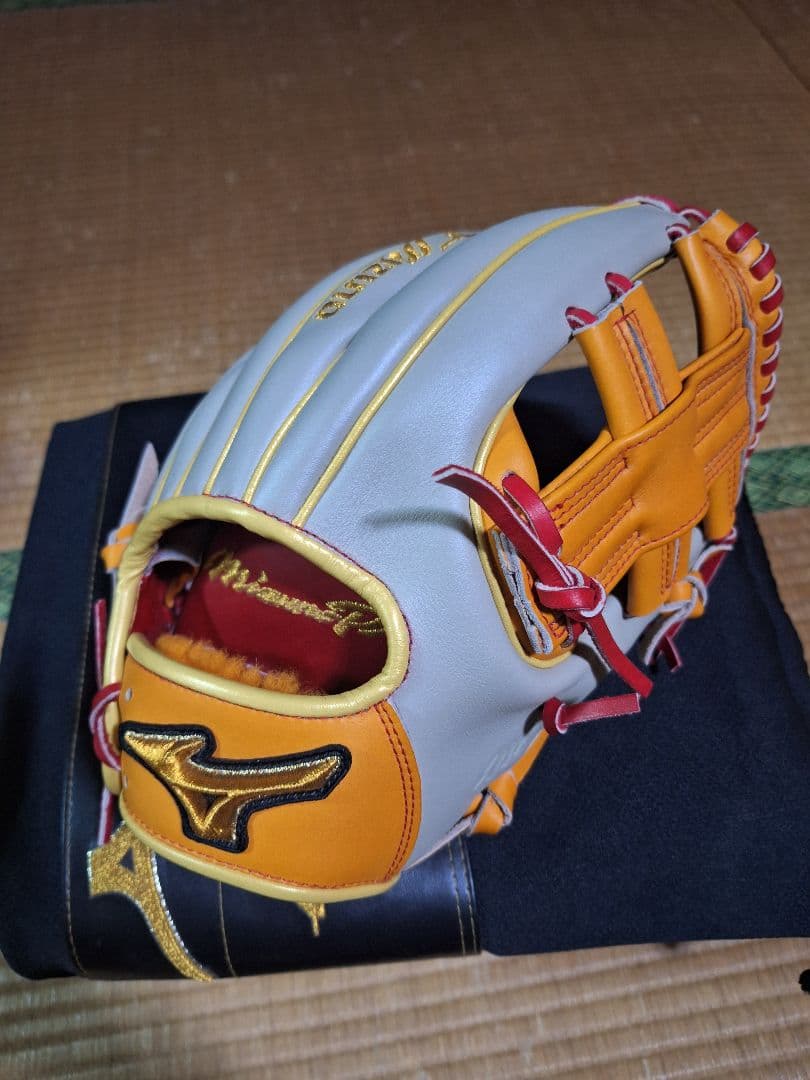 ミズノプロ　軟式オプションオーダーグラブ　内野タティスJr.モデル