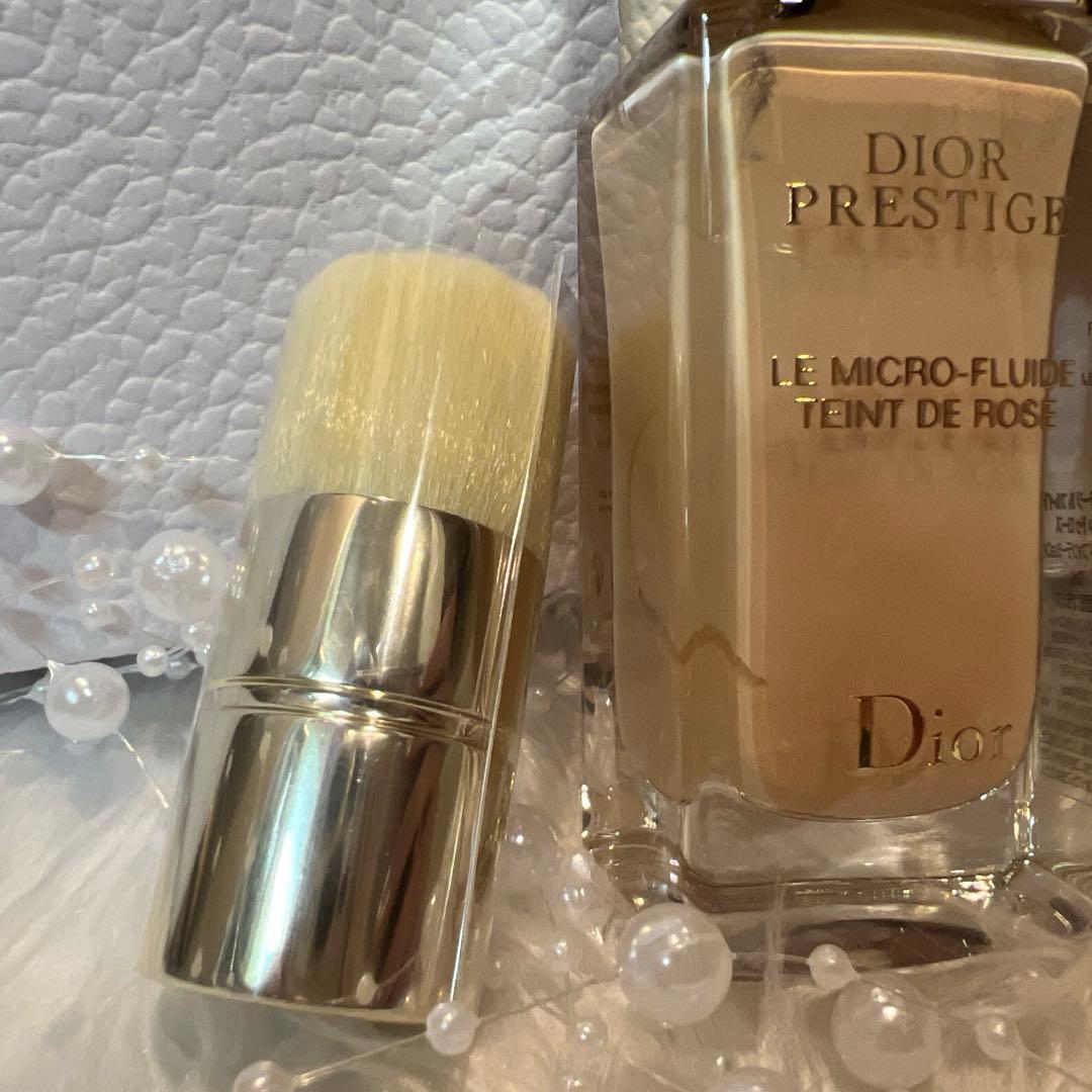 新品未使用Diorプレステージ ル フルイド タン ドゥ ローズSPF25 ON