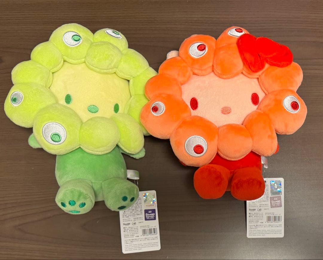 サンリオ　ミャクミャク　なりきりぬいぐるみ　M 推しカラー　キティ　ポチャッコ