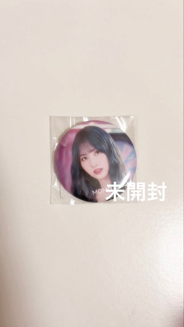 TWICEモモ　缶バッジ　ピンバッジセット