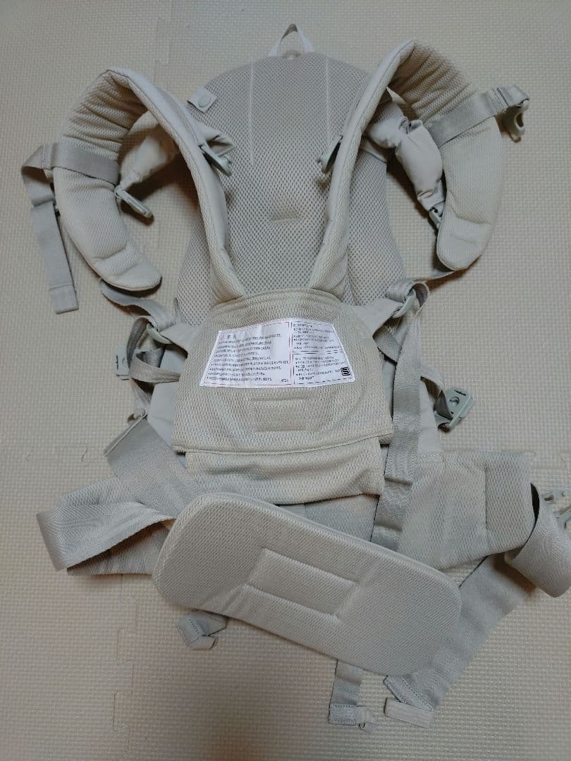 ベビーキャリアオンピトレスク　グリーンレーベルリラクシング　抱っこ紐