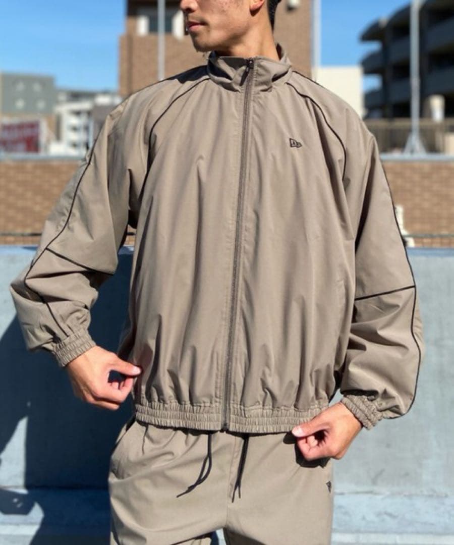 ニューエラ　NEWERA ナイロンジャケット ベージュ ジップアップ