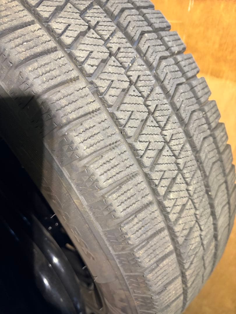 kaigotrou9613 スタッドレスタイヤ 185/65r15引取限定