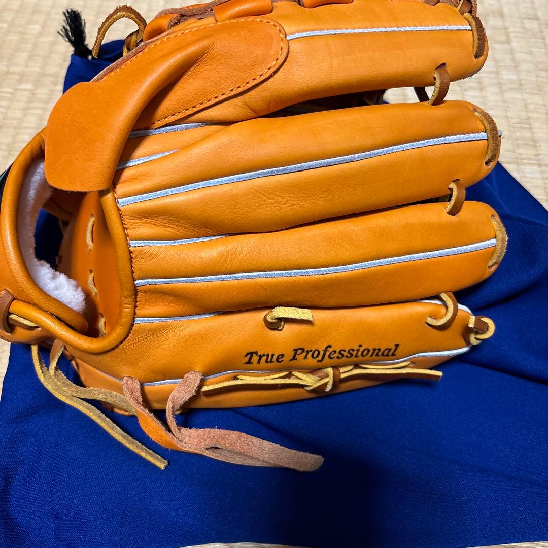 久保田スラッガー　江頭重利９０周年グラブ