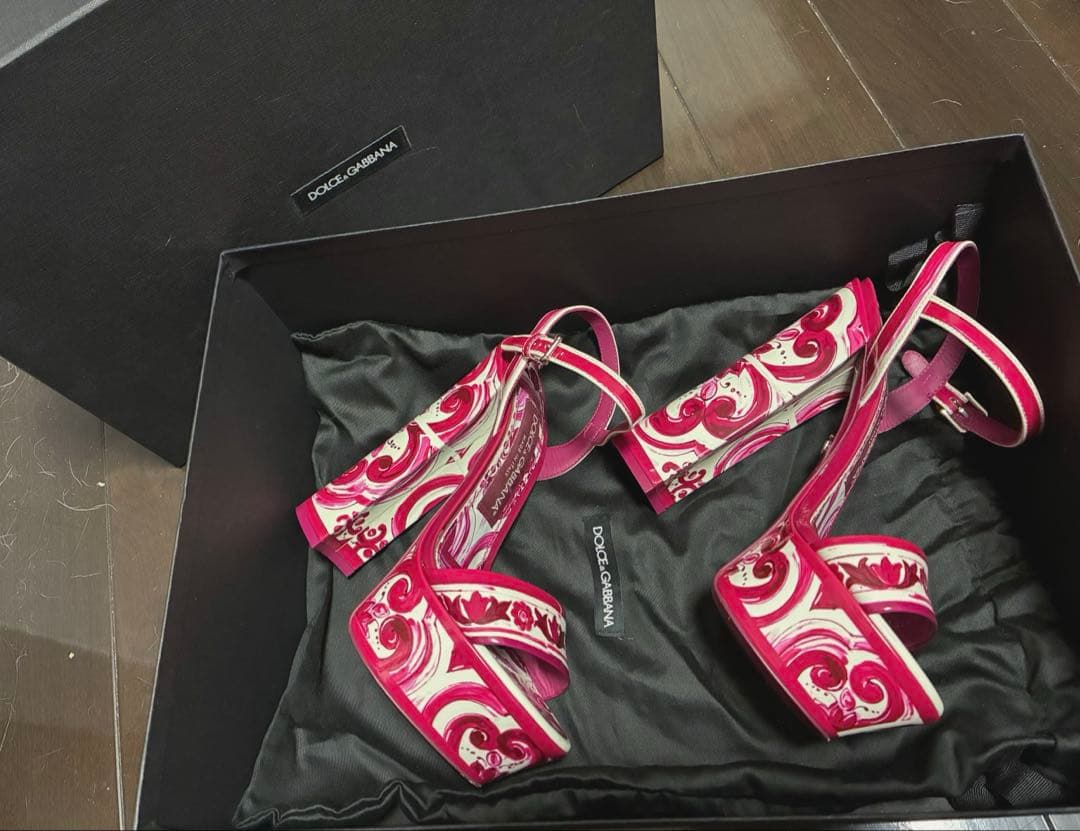 ドルチェ&ガッバーナ　マヨリカ柄 サンダル　35