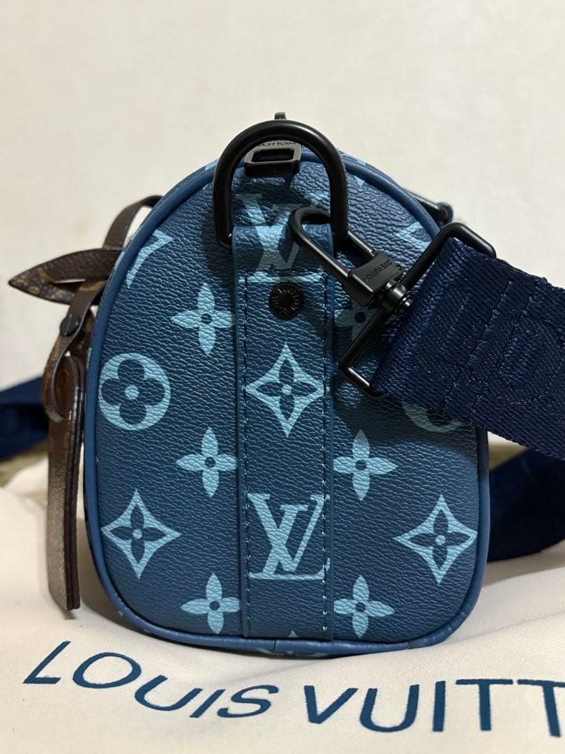 Louis Vuitton ショルダーバッグ ダークブルー