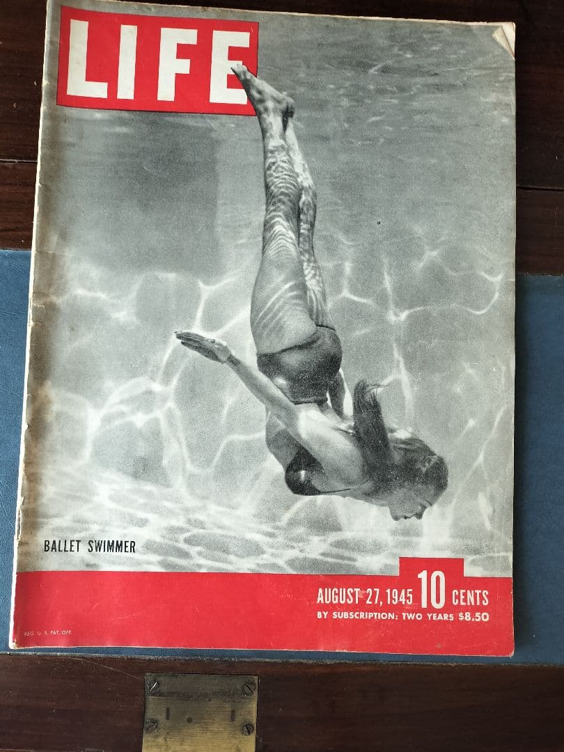 勝利のキス　掲載誌現物　【希少洋書】LIFE Magazine 1945年8月