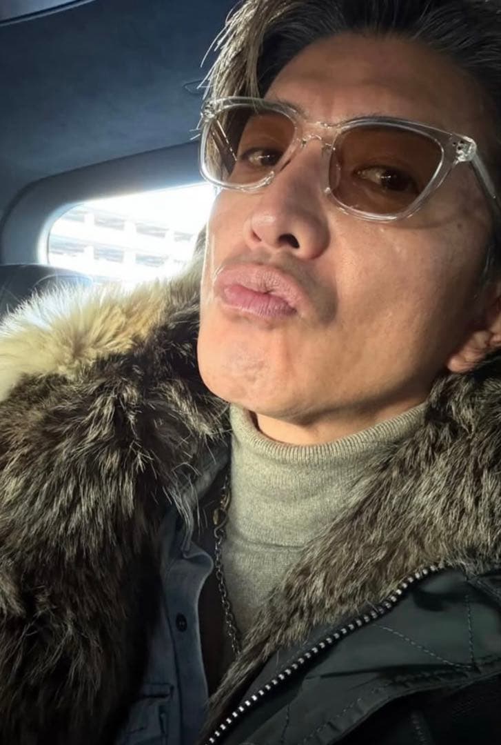 ハ*ー様 OWNDAYS サングラス　木村拓哉　プライベート着用　調光　キムタク