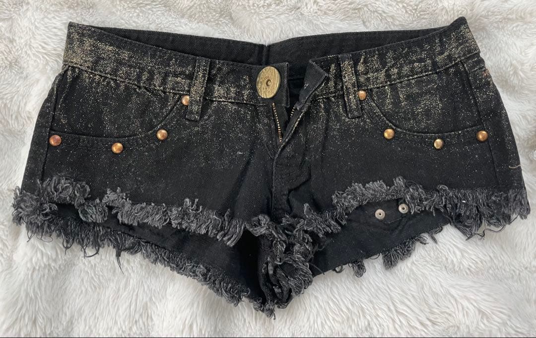 d.i.a ショーパン