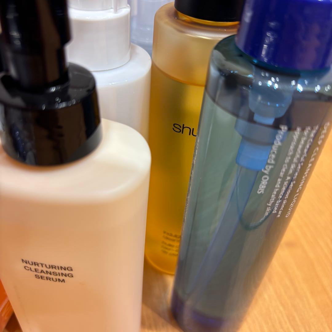 ♪基礎化粧品中心　コスメ大量おまとめ！