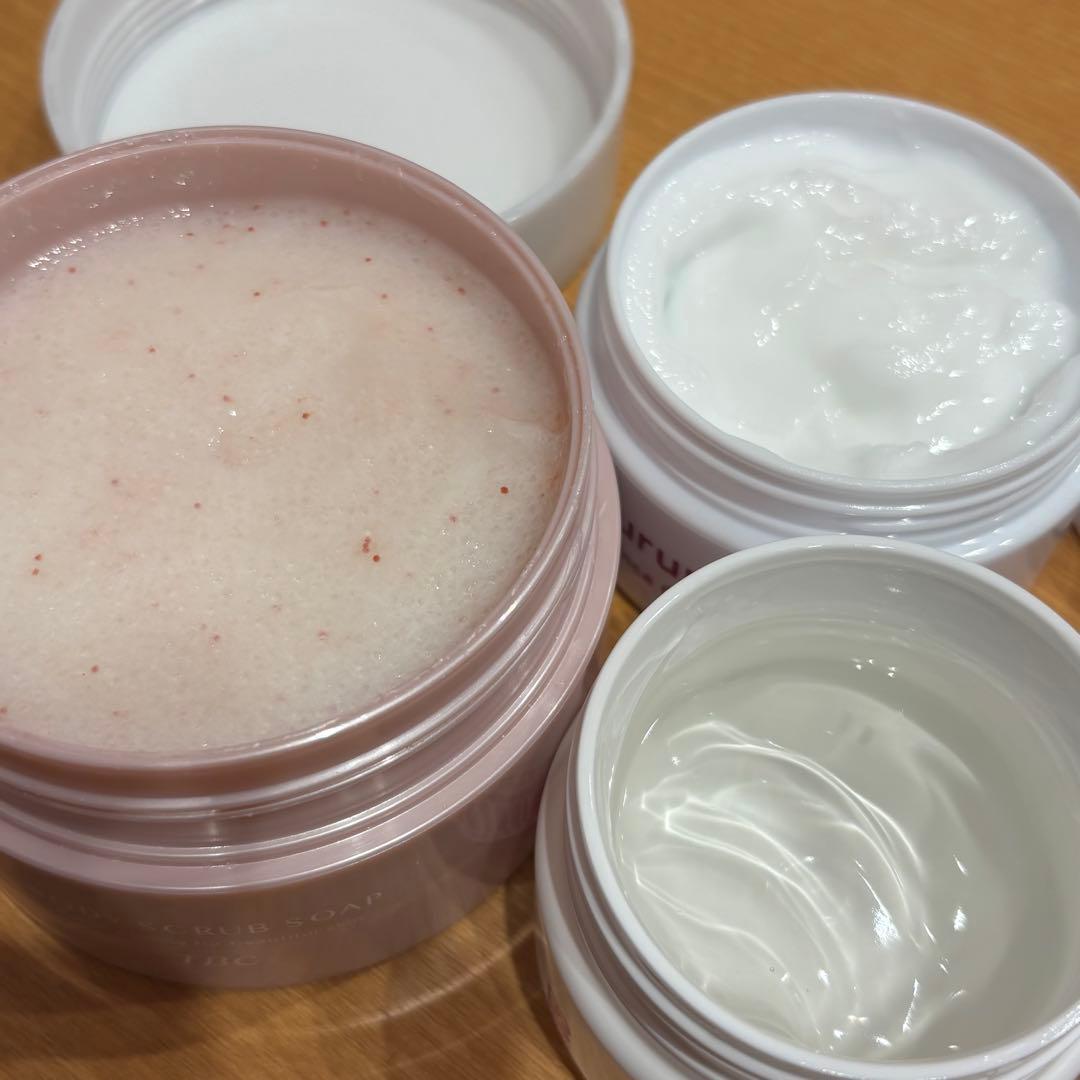 ♪基礎化粧品中心　コスメ大量おまとめ！