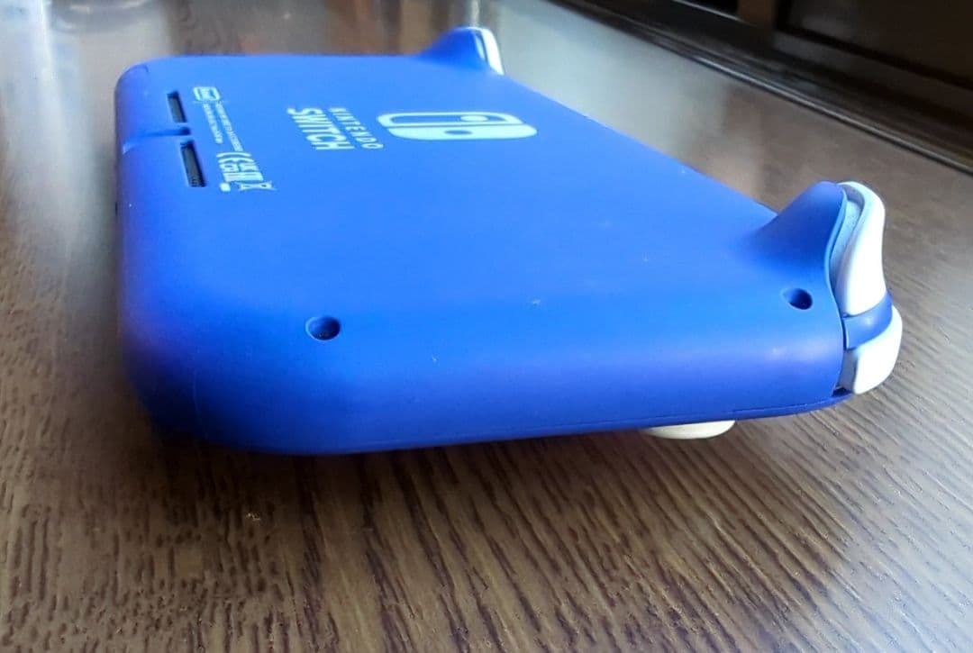 Nintendo　Switch Lite　スイッチライト　ニンテンドー