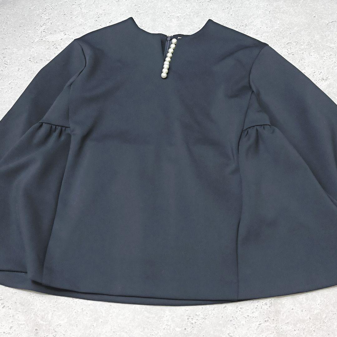 UNITED ARROWS SPONGY パールモチーフブラウス