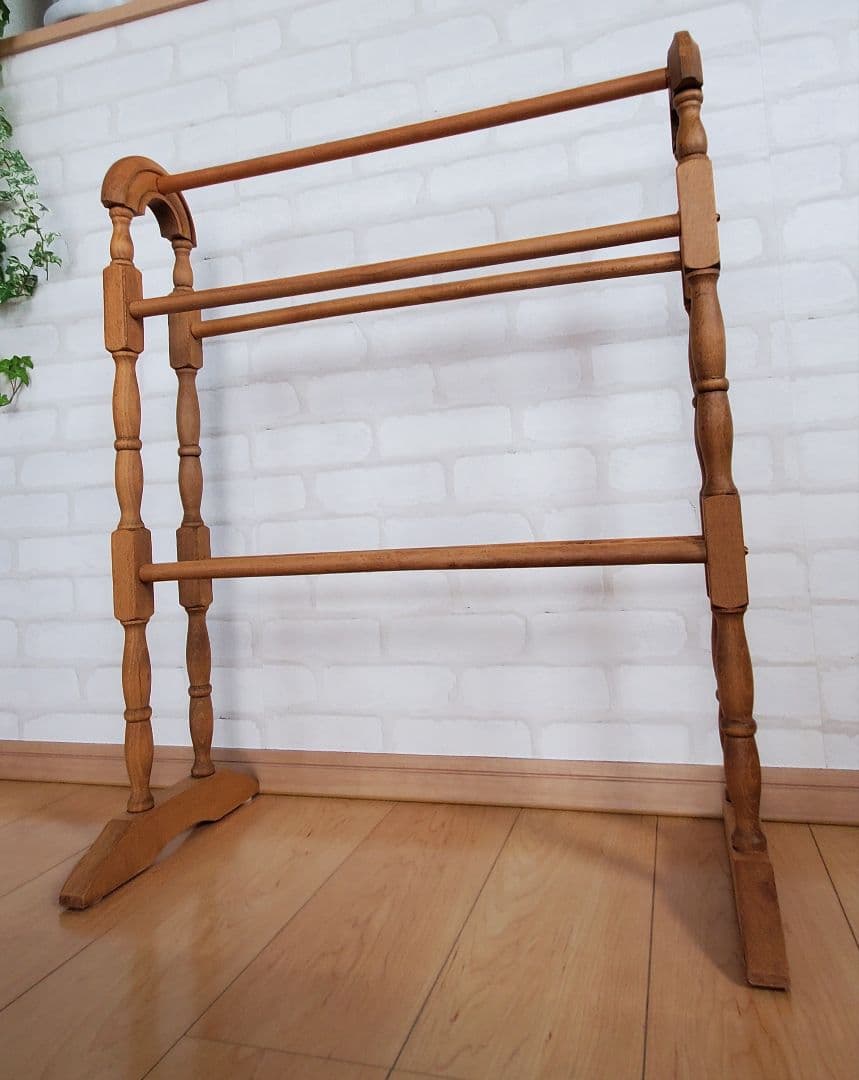 【ピート】ペニーワイズ タオルハンガー ブランケットラック