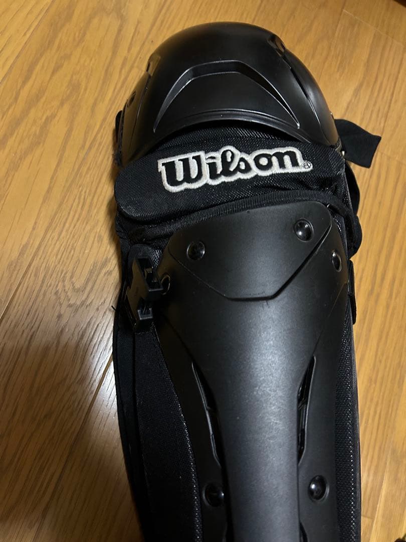 【中古】Wilson 硬式用　球審レガース（フットガード ブラック）
