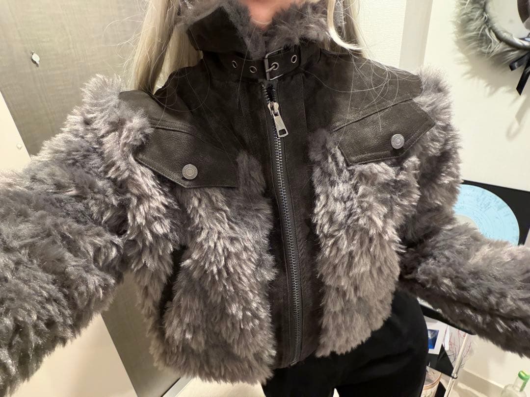 ち*こ様 送料込み即日発送　グレー ファー ジャケット ショート丈　Y2K