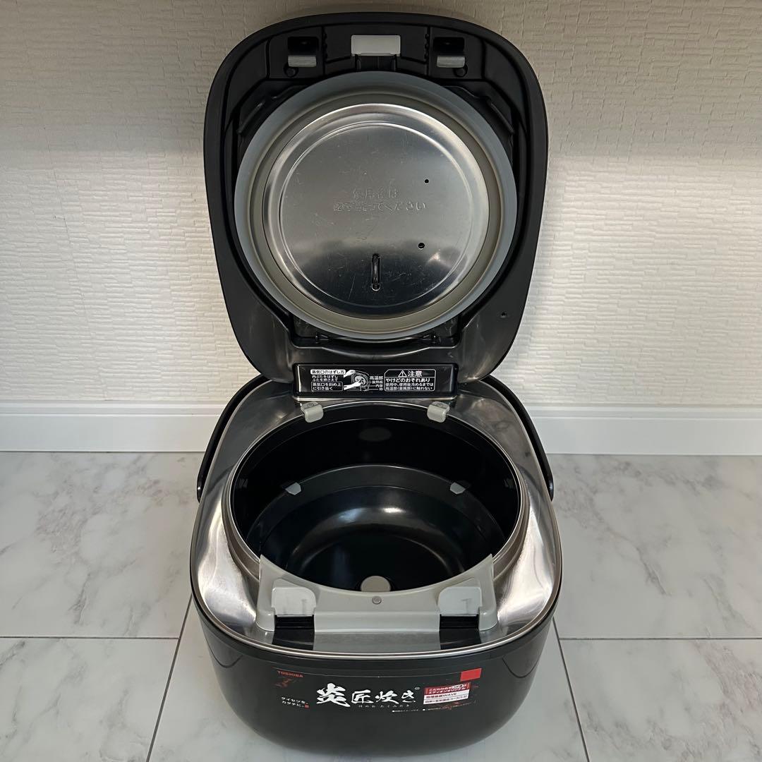 TOSHIBA 東芝 真空圧力IH炊飯器 RC-10VXVE3