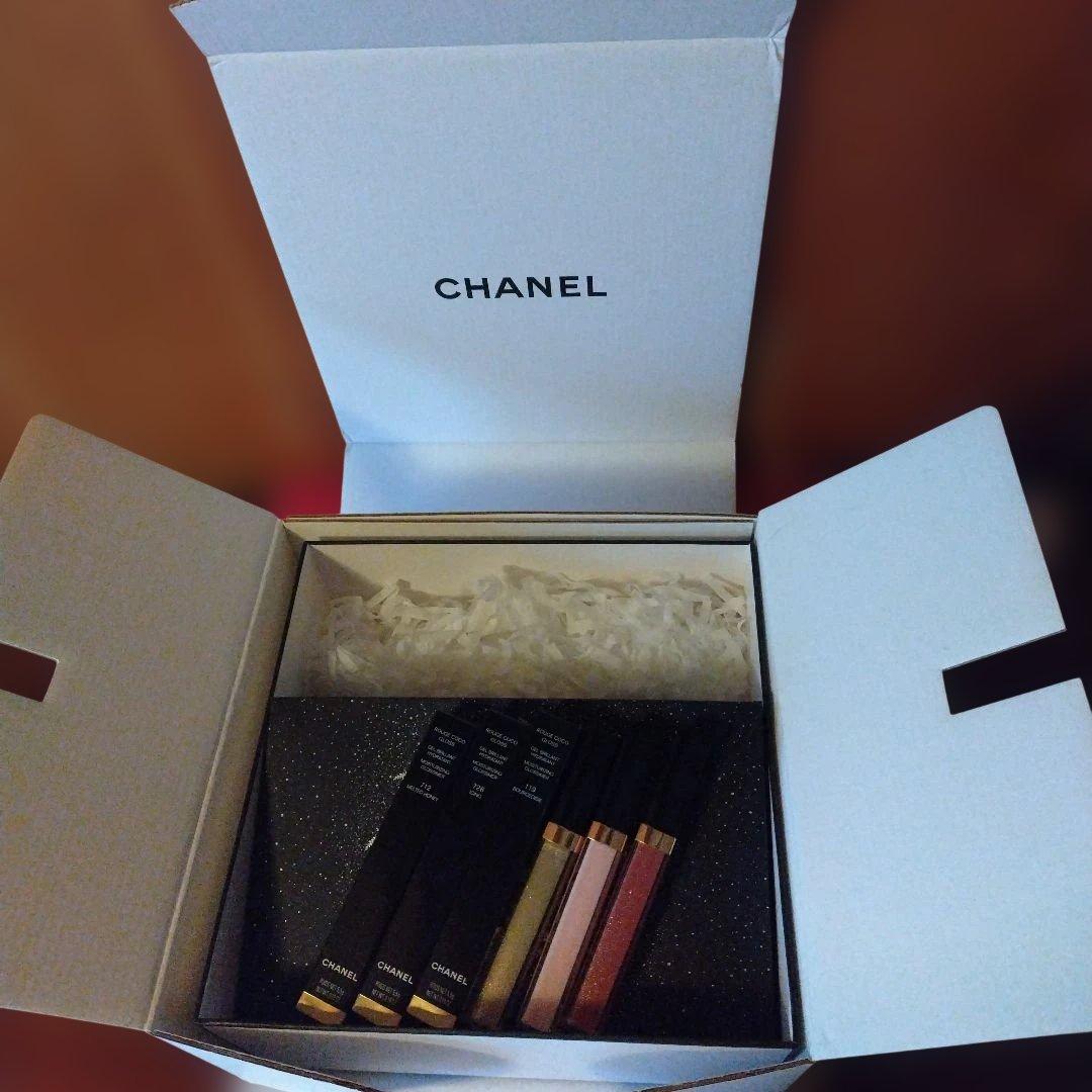 【期間限定お値下げ】【新品］CHANEL 2025ルージュ ココ グロスセット