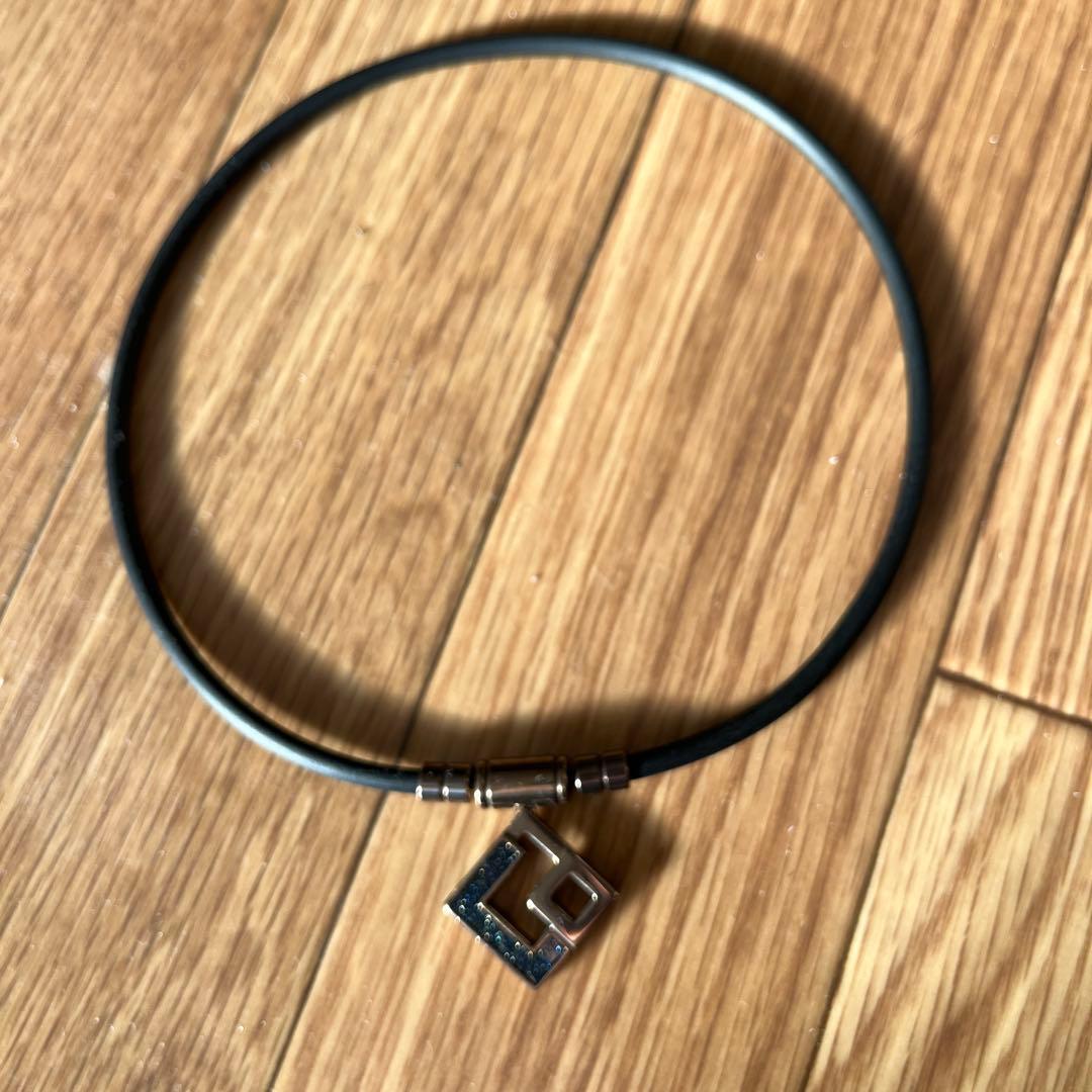 人気スポーツネックレス　野球ほか