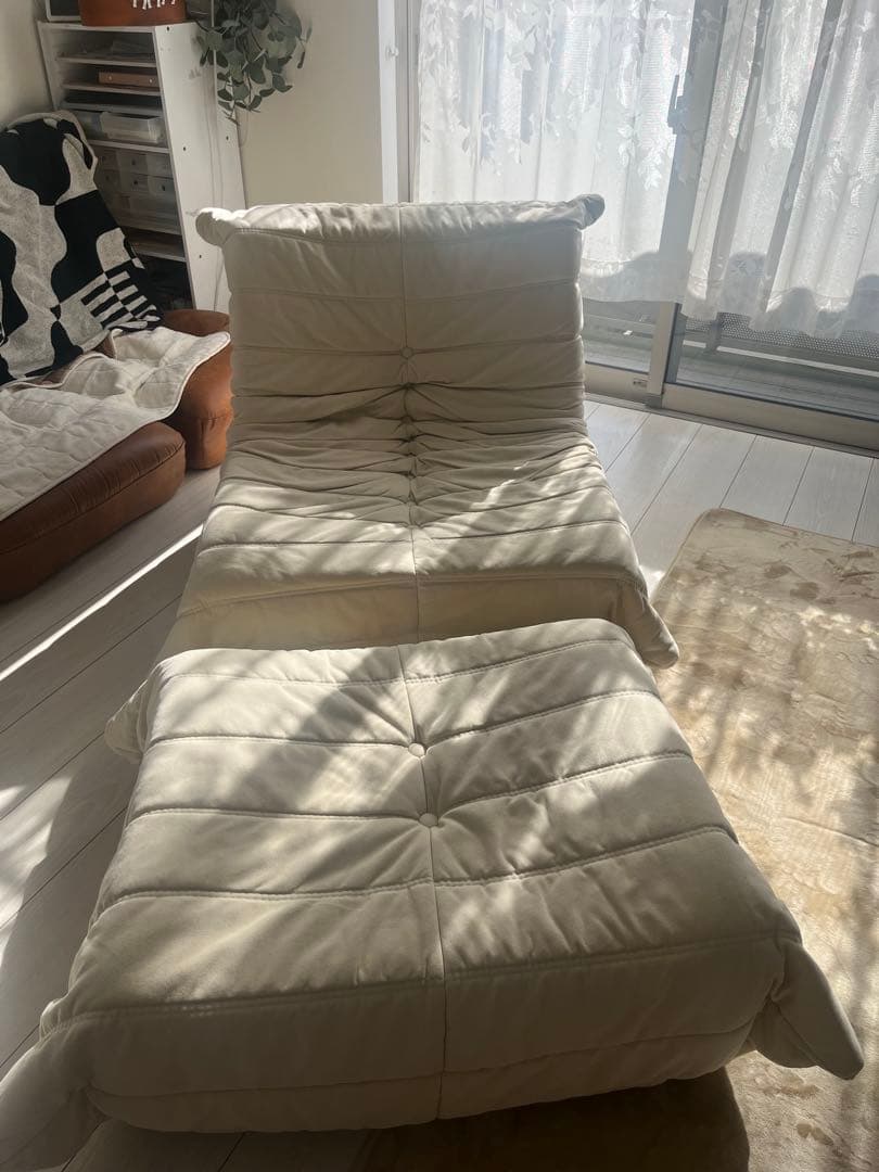 リーンロゼ トーゴ風リプロダクト ソファ＆オットマン