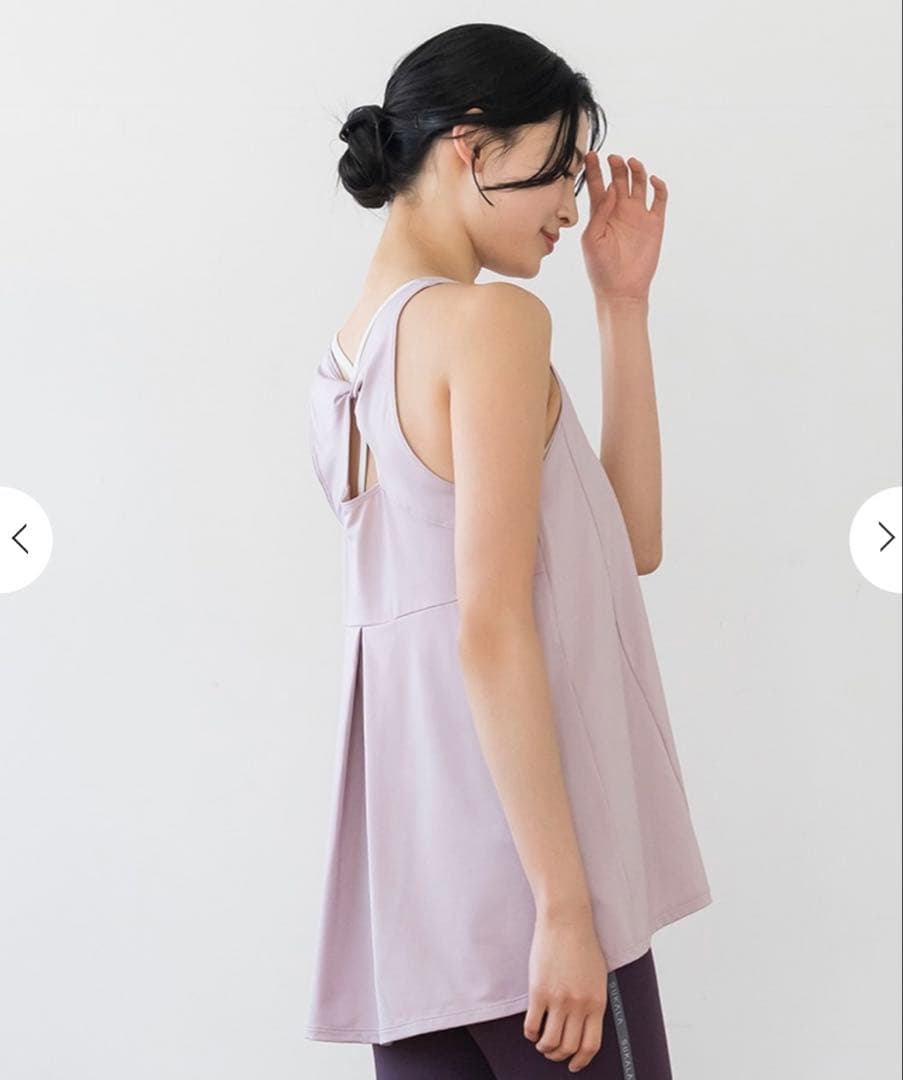 SUKALA バックツイストセパレートタンクトップ