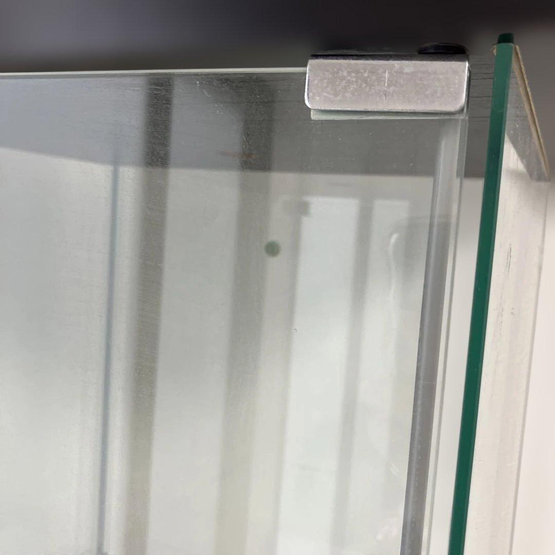 IKEA デトルフ　ガラスケース 透明