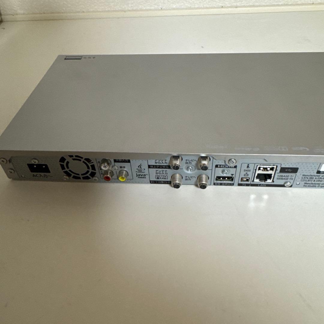 美品☆Panasonic 1TB 2チューナーBDレコーダーDMR-BWT650