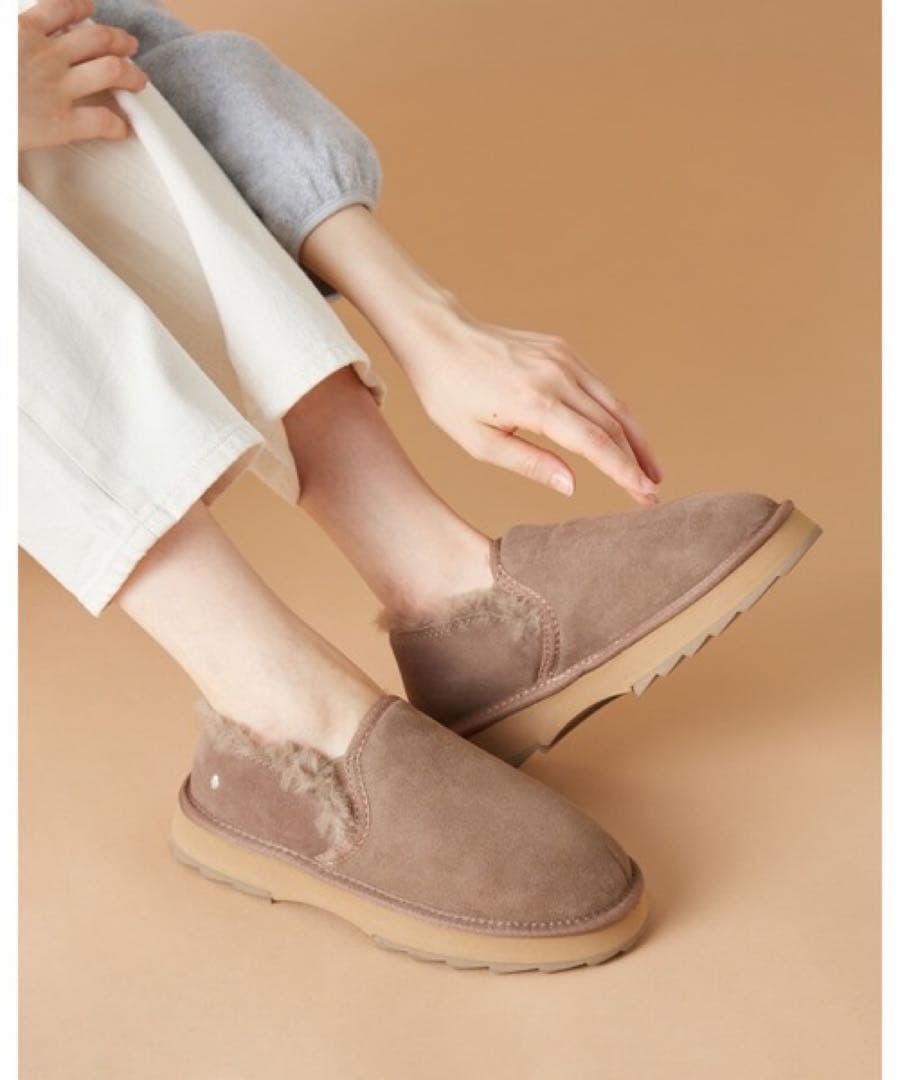 EMU Australia エミュ　Sharkey Reef