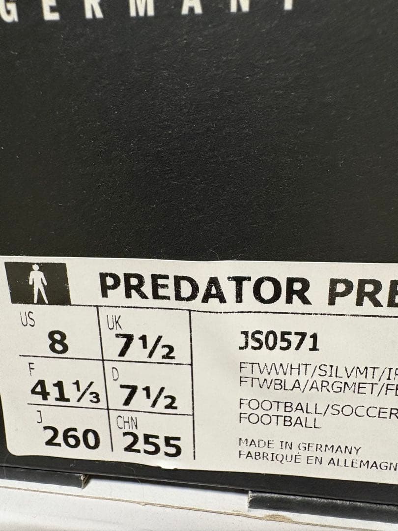 新品　26.0 プレデタープレシジョン FG