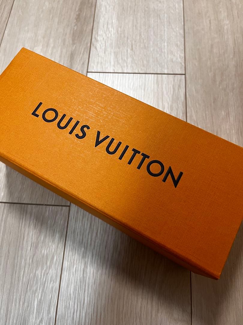 LOUIS VUITTON クール・バタン