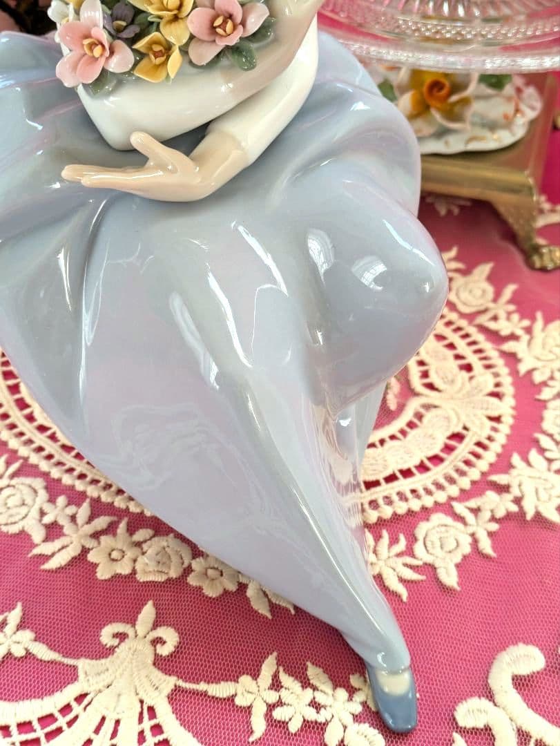 ✾LLADRO✾花と少女「花の香りに包まれて」✾美品