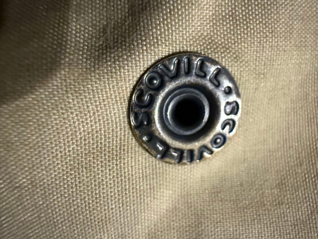 ゴアテックス　カモフラージュ リバーシブルジャケット 内ポケットに収納されます。