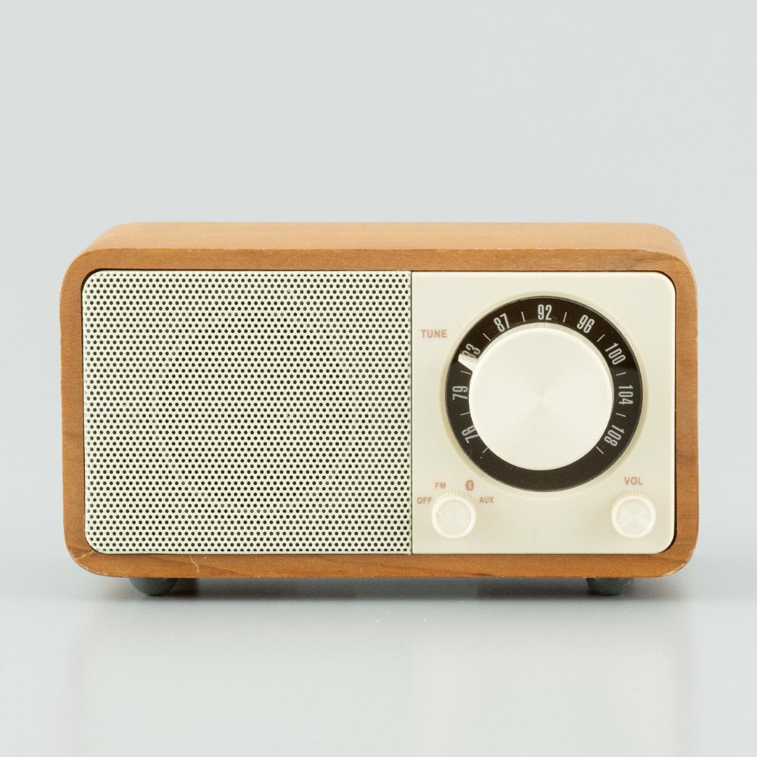 サンジーン 美品 WR301 Bluetoothスピーカー コンパクトFMラジオ