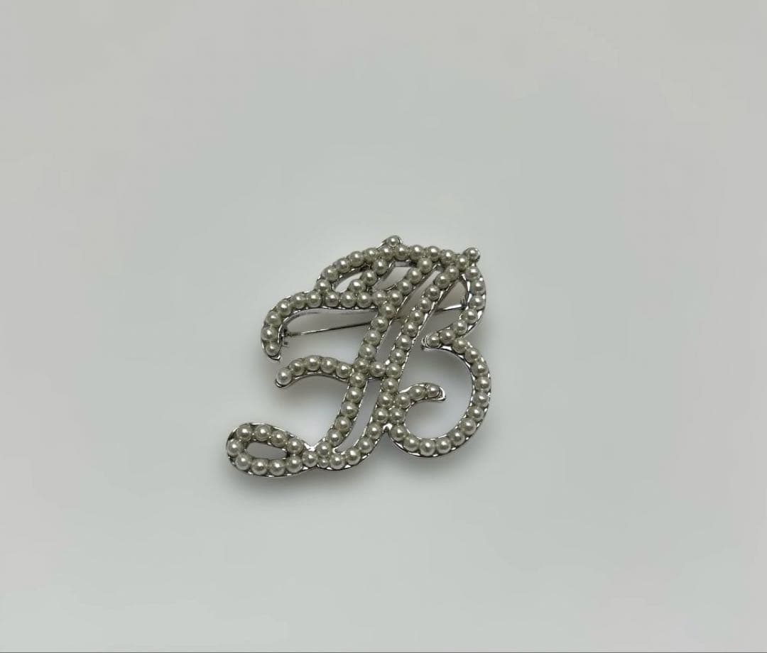 フォクシー　ブローチ　希少　　Signature Pearl