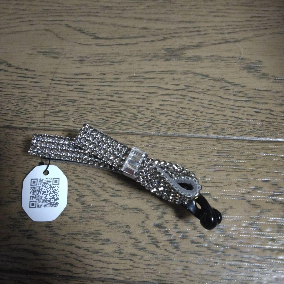 【新品未使用】Complex Biz スワロフスキーバナナクリップ