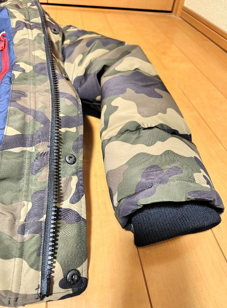 トミーフィルフィガー☆海外製・迷彩ダウンジャケット☆
