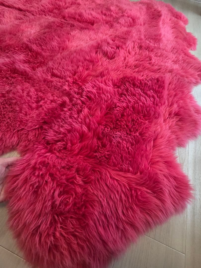 リアルムートンラグ　6匹サイズ セール中