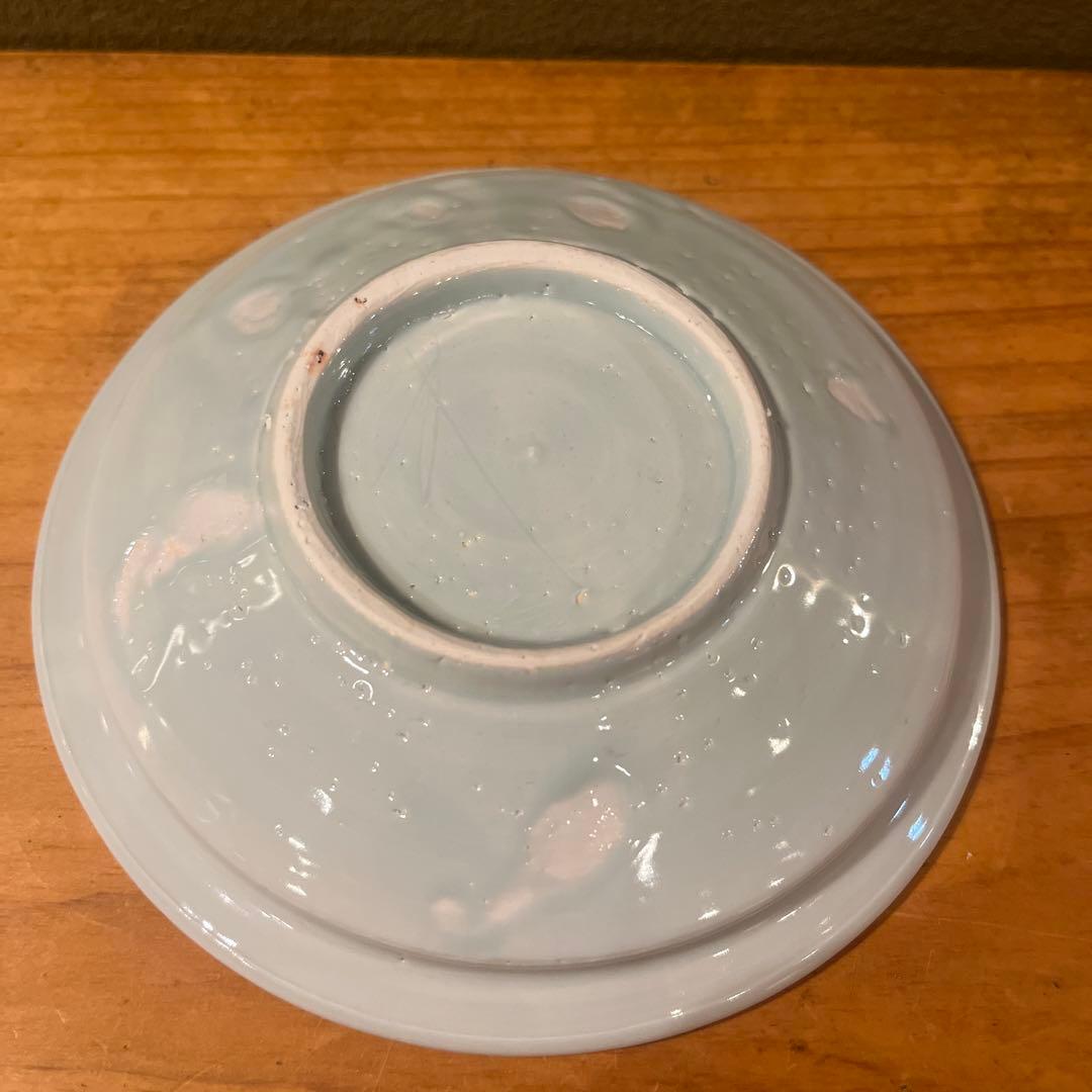 加藤静允　　白磁縁彫5寸皿　ふたりうさぎ　5客