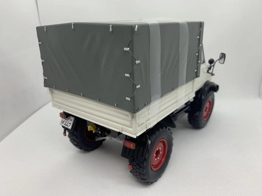 シュコー 1/18 ベンツ ウニモグ Unimog 406