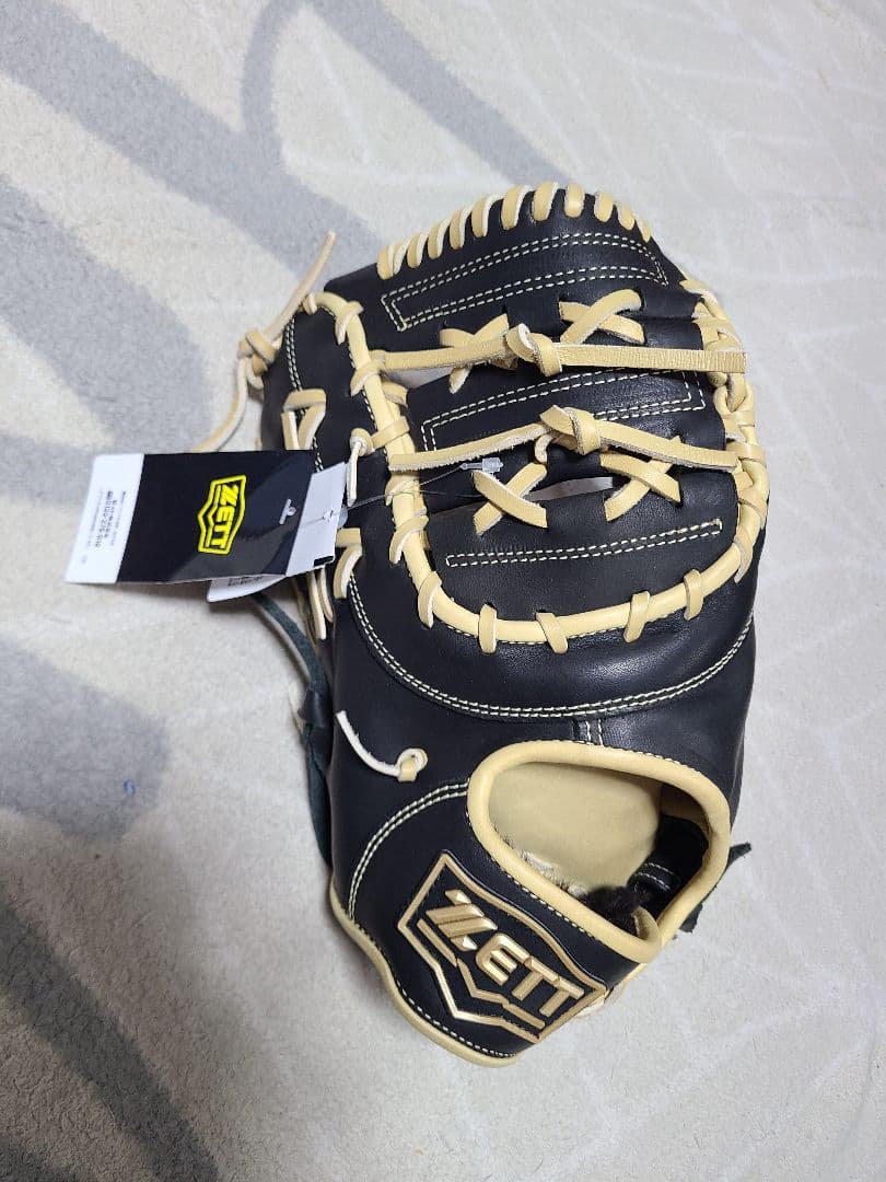 ゼット　グラブ グローブ 捕手　一塁手用 リアライズ 左投げ BSFB52323