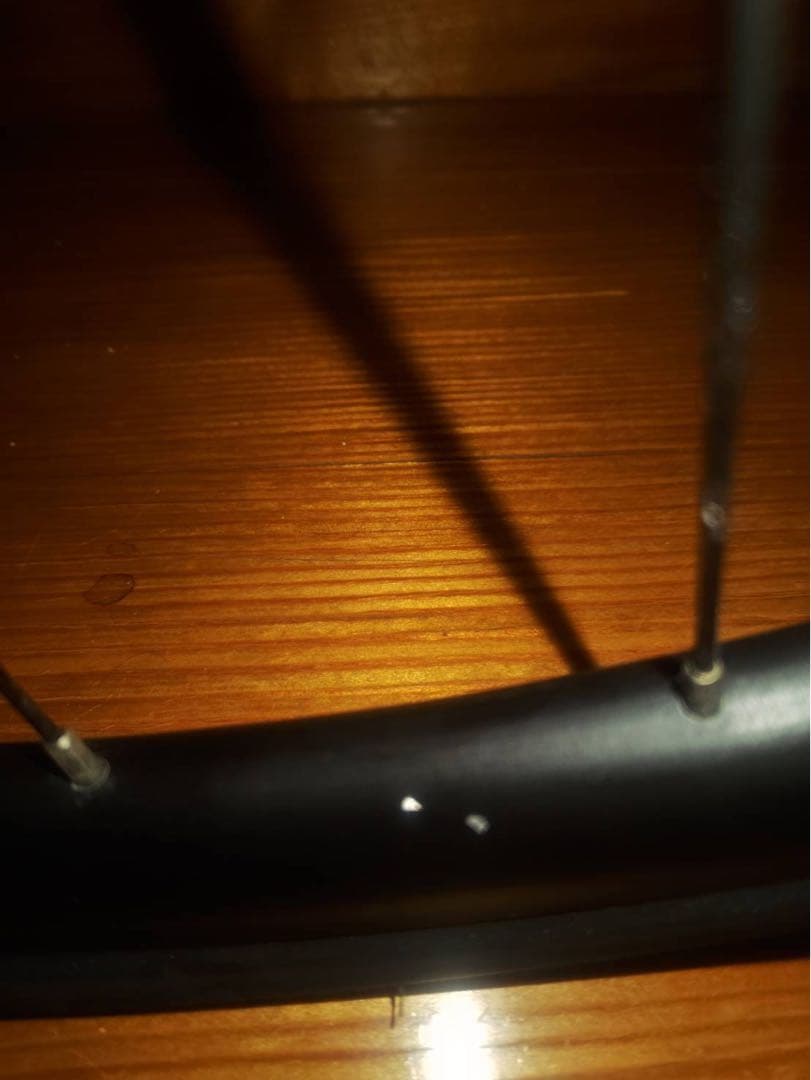 ・アルミフレーム ・カーボンフォーク ・ディスクブレーキ ・ドロップハンドル