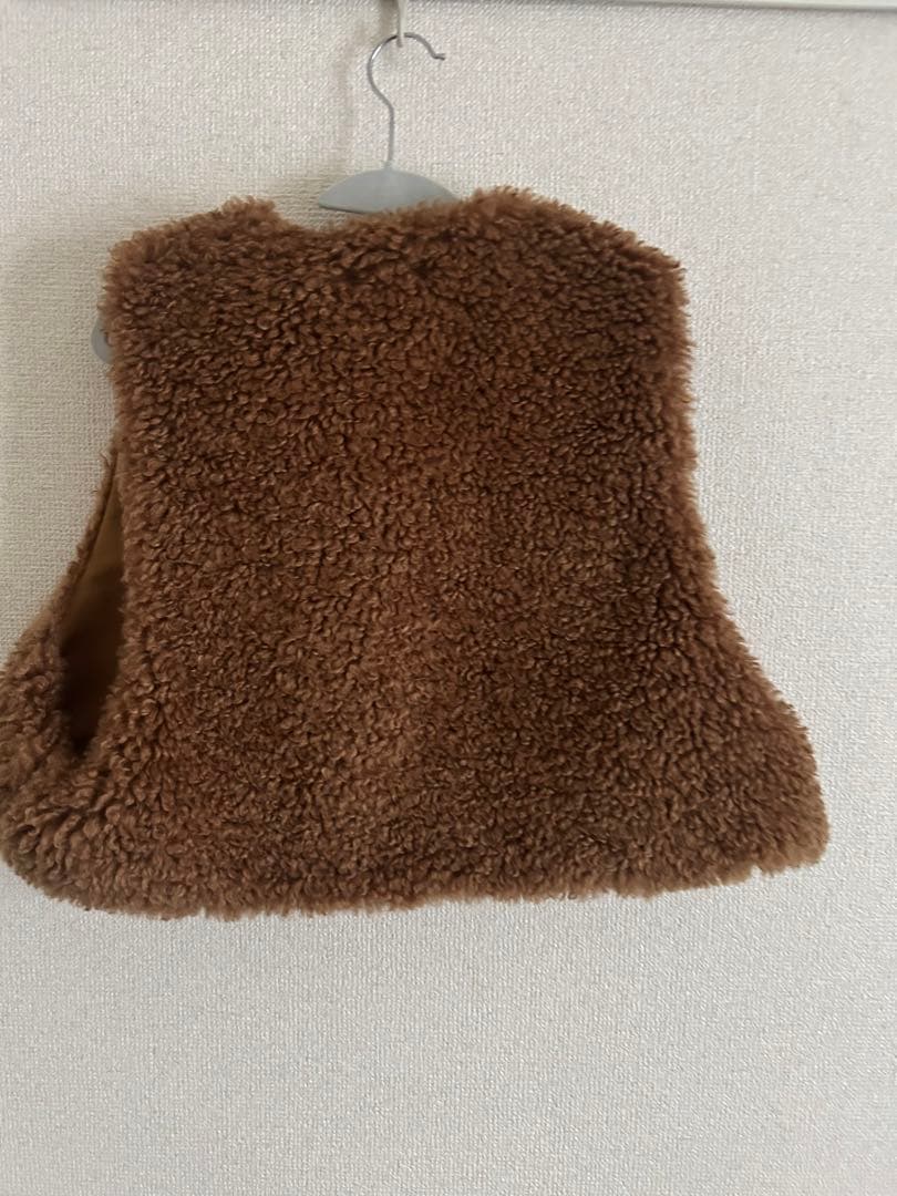 【美品】HYKE FAUX SHEARLING CROPPED VEST