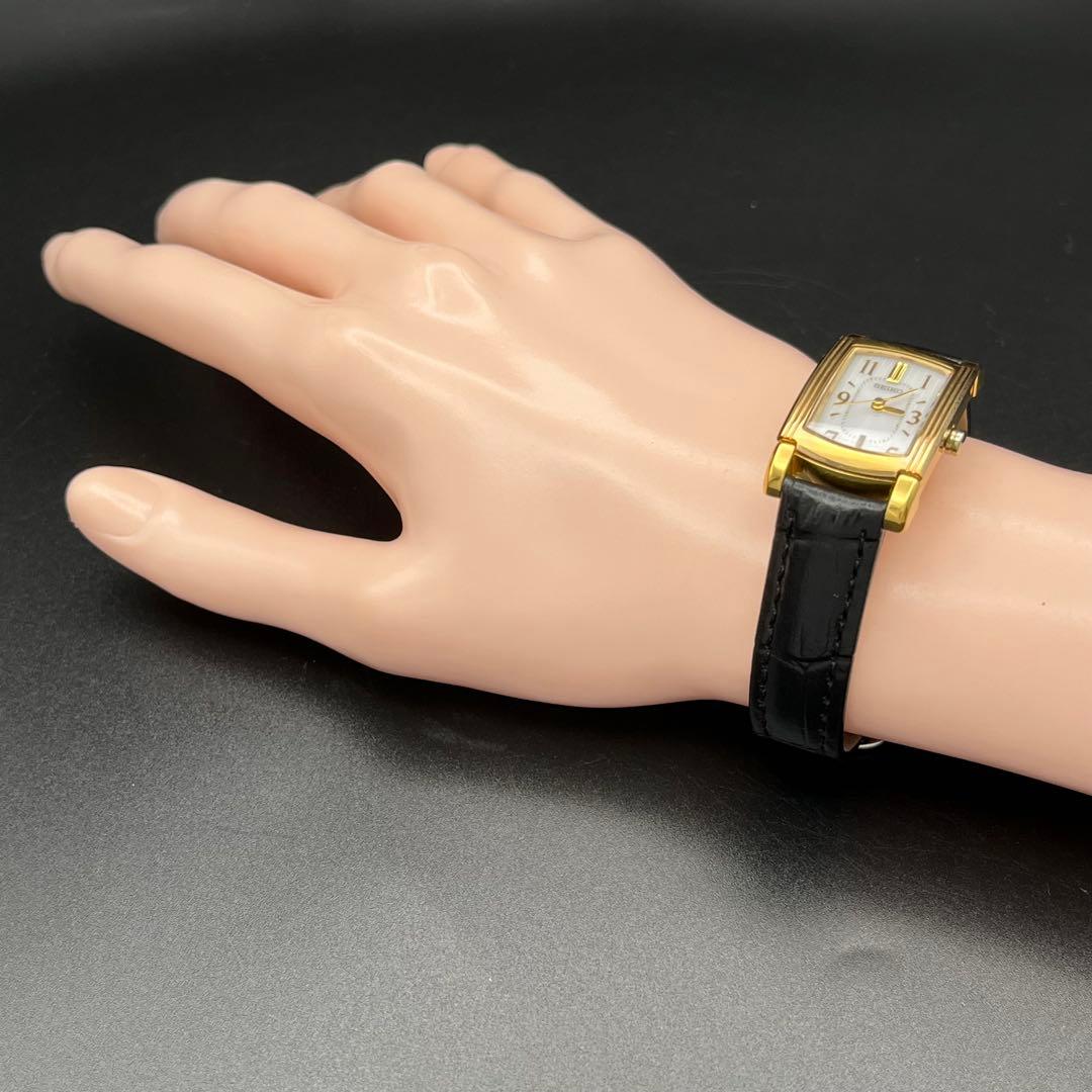 稼動 腕時計　SEIKO セイコー　ソーラー　レディース　新品ベルト　D78