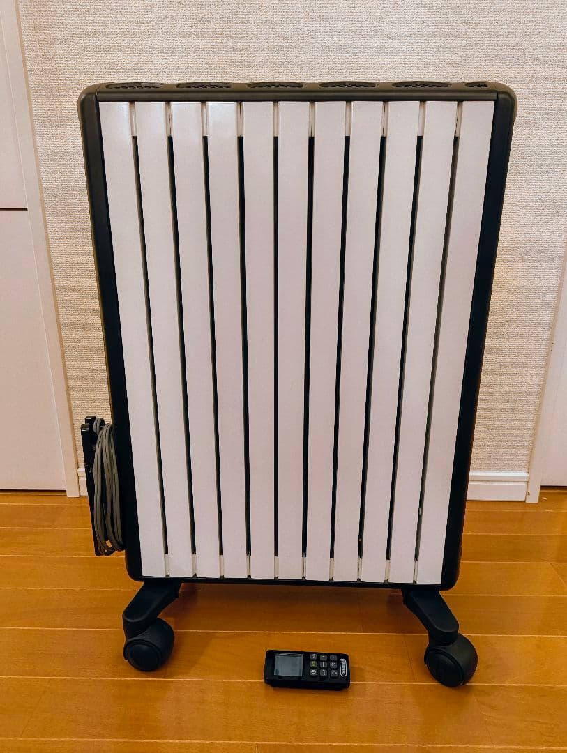 【美品】デロンギ マルチダイナミックヒーター MDH15-BK 10畳〜13畳