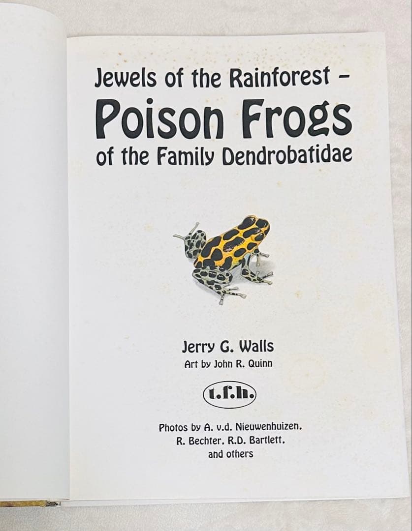 貴重！　Jewels of the Rainforest ヤドクガエル　洋書図鑑