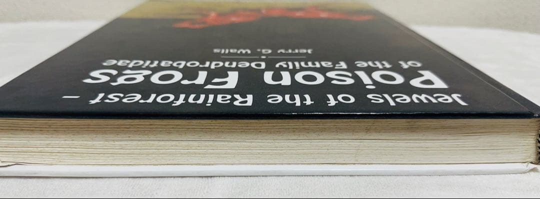 貴重！　Jewels of the Rainforest ヤドクガエル　洋書図鑑